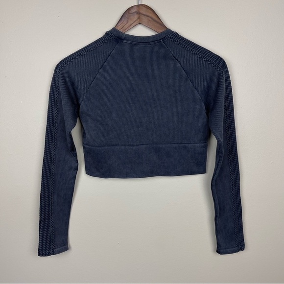Aerie Offline Big Chill Seamless Long Sleeve Crop Top - Picture 7 of 7
